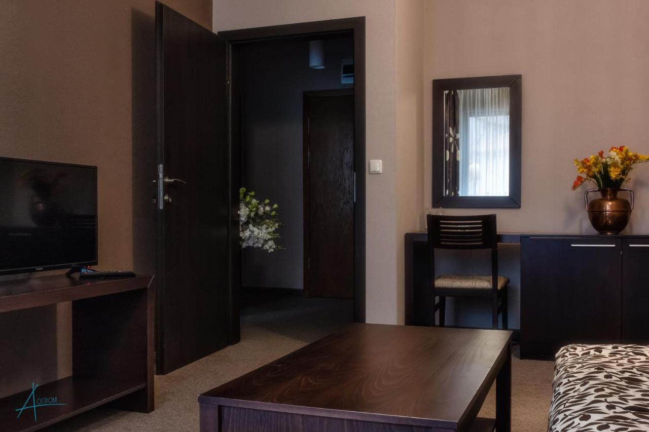 Ostrova Holiday Village Beli Osŭm Exterior foto